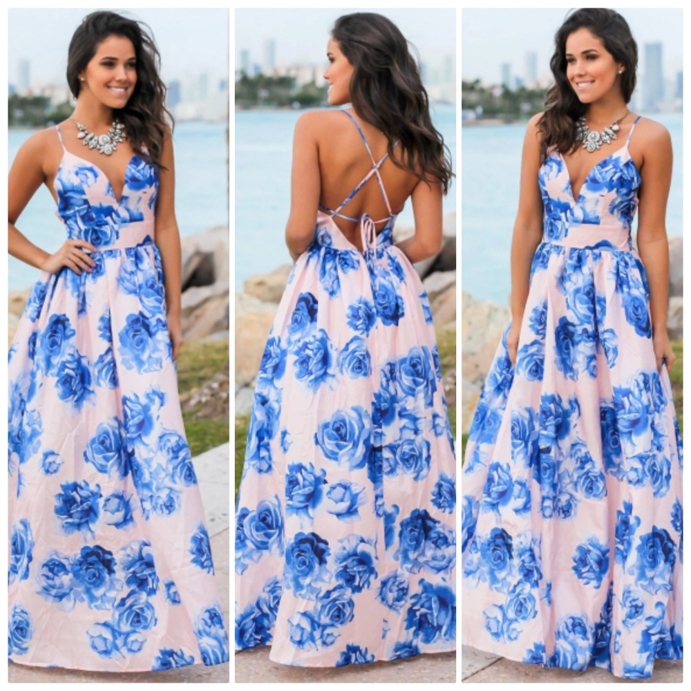 Nwot Soie'blu Blush Pink/Blue Roses Halter Spaghetti Straps Ballgown
